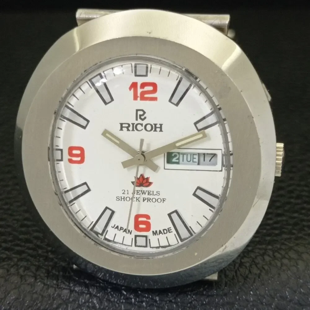 Vintage 1972 Ricoh Automatic Mens Silver Watch W/daydate & Red accents